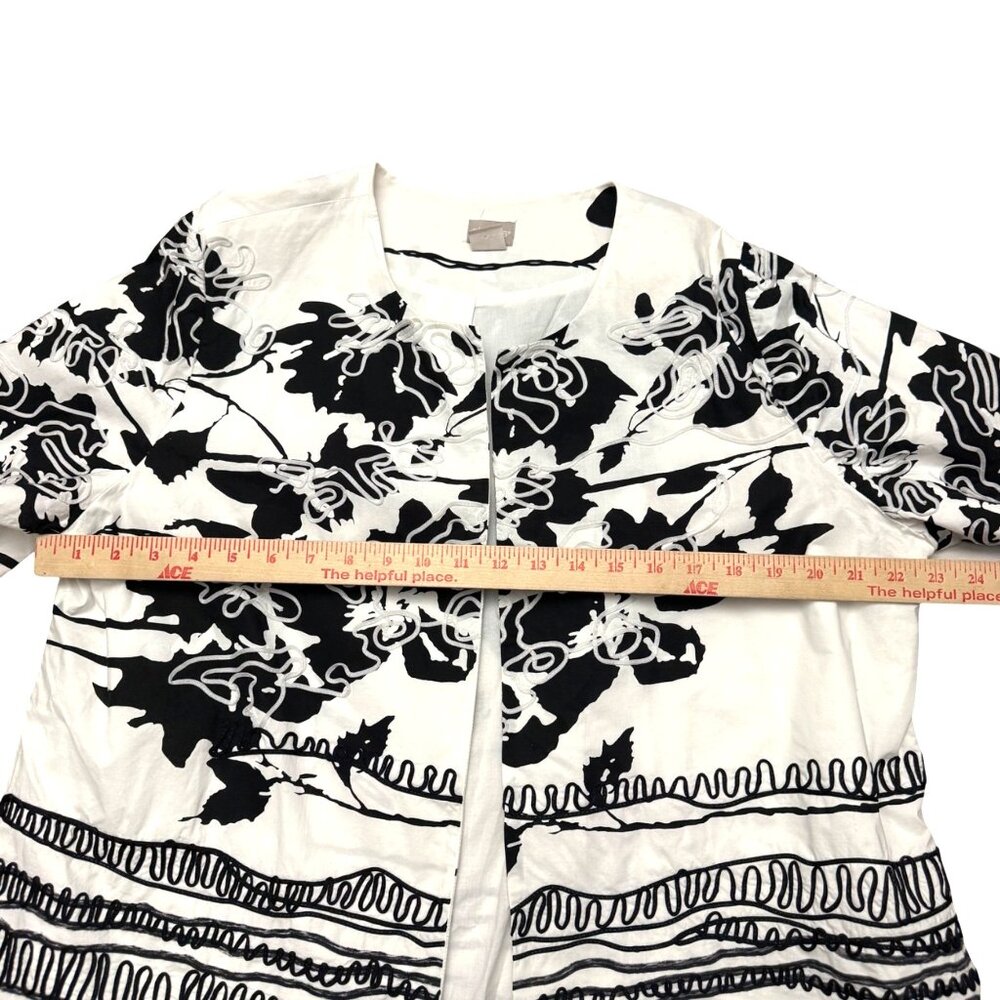 Chico's Women's Blazer Jacket 16-18 White Black Embroidered Linework Open Front - Picture 8 of 10